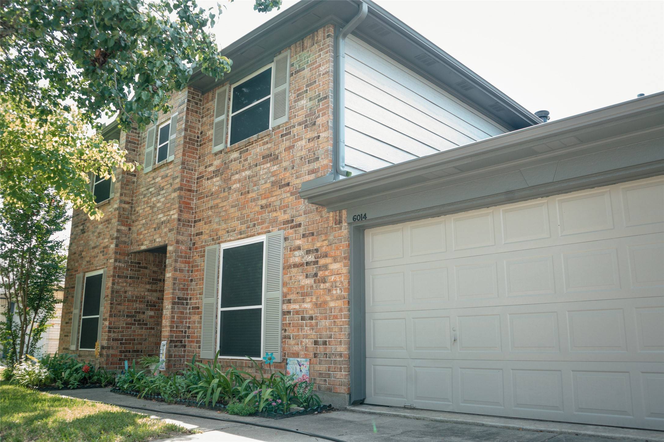 Pasadena, TX 77505,6014 Ghana LN