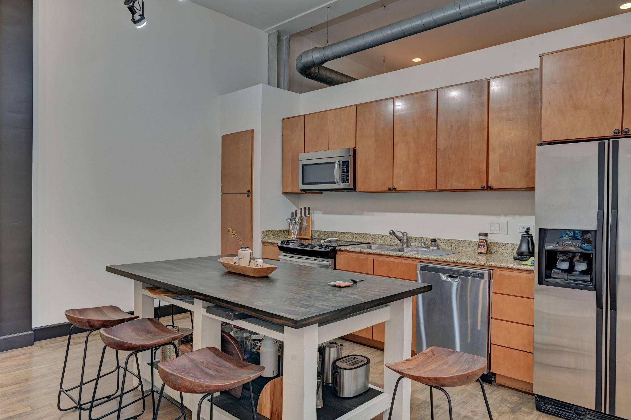 Houston, TX 77003,1312 Live Oak ST #207