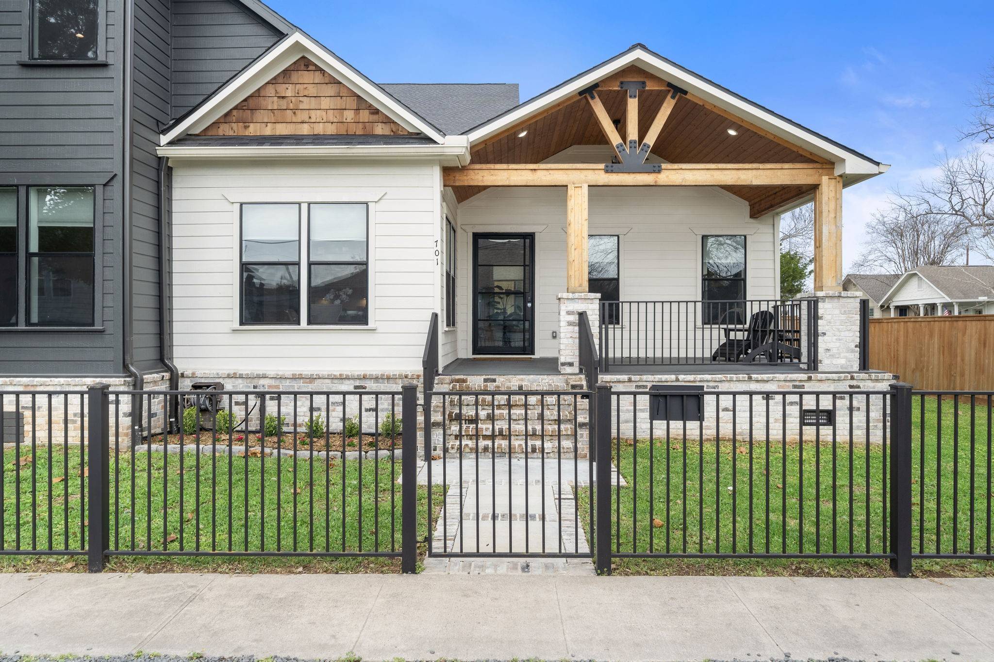 Houston, TX 77009,701 Archer ST