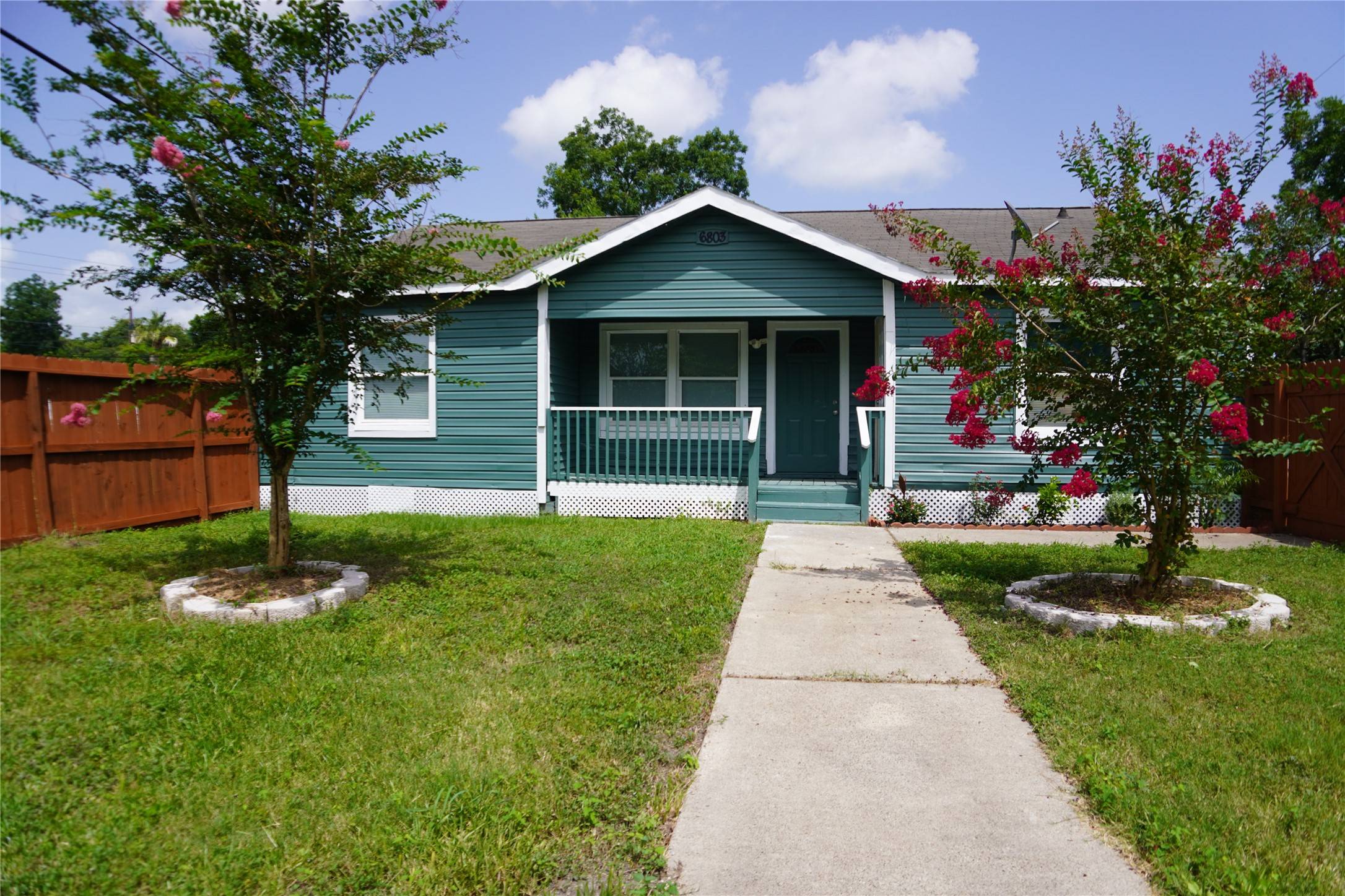 Hitchcock, TX 77563,6803 6th ST