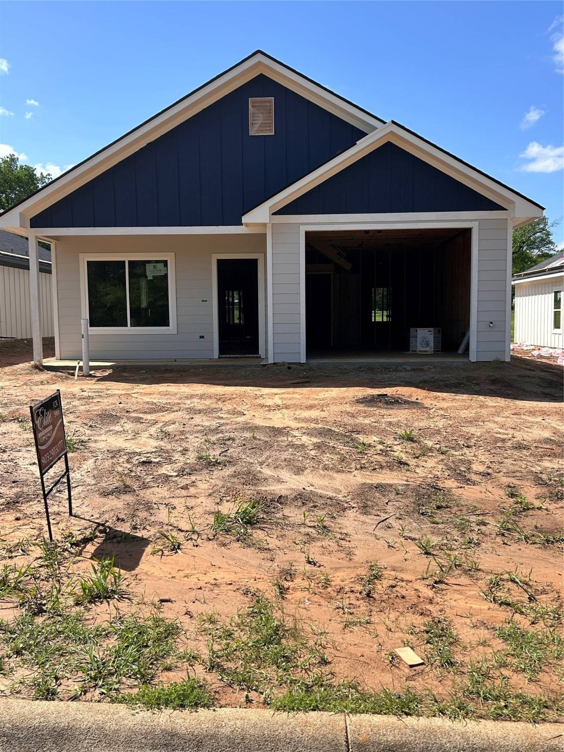 Kilgore, TX 75662,390 Alexander Street