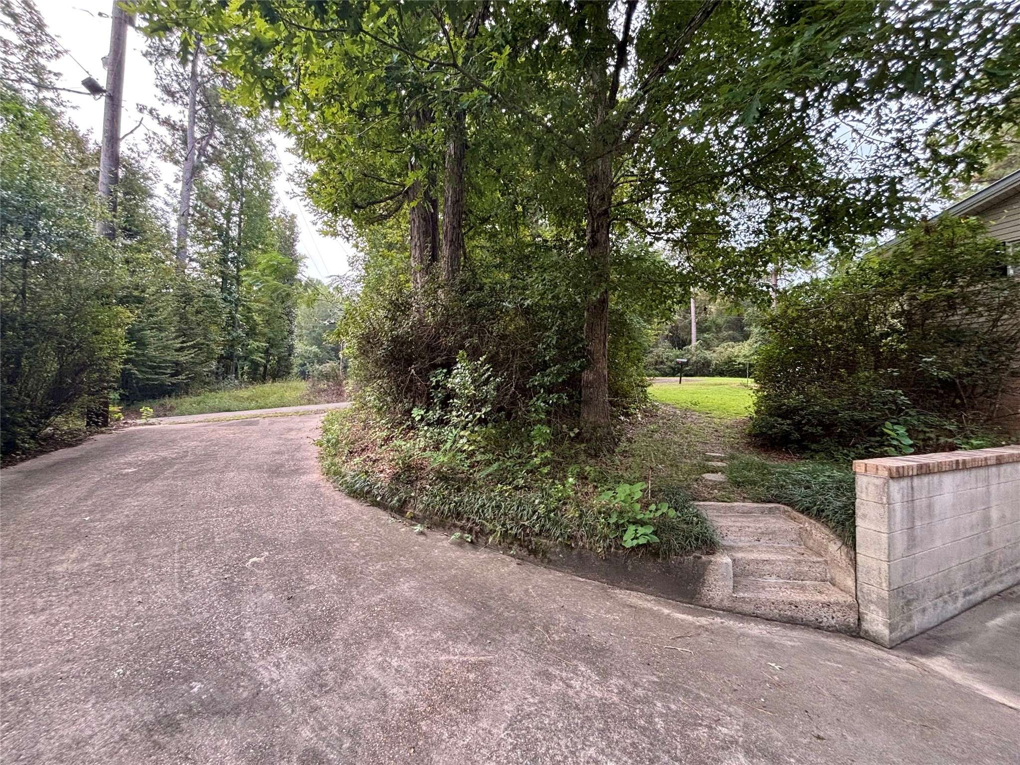 Woodville, TX 75979,943 County Road 3510