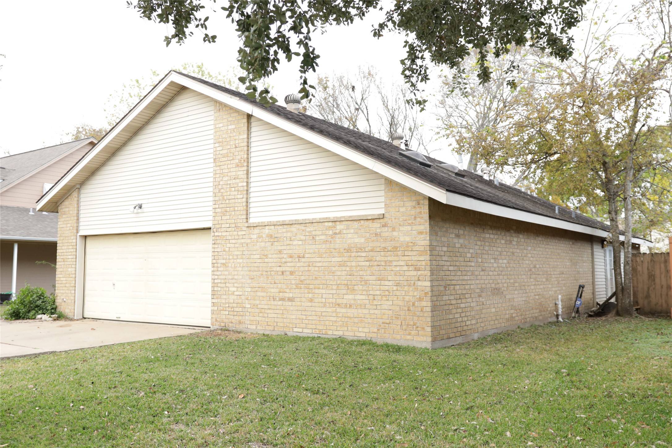 Richmond, TX 77469,1917 Teakwood ST
