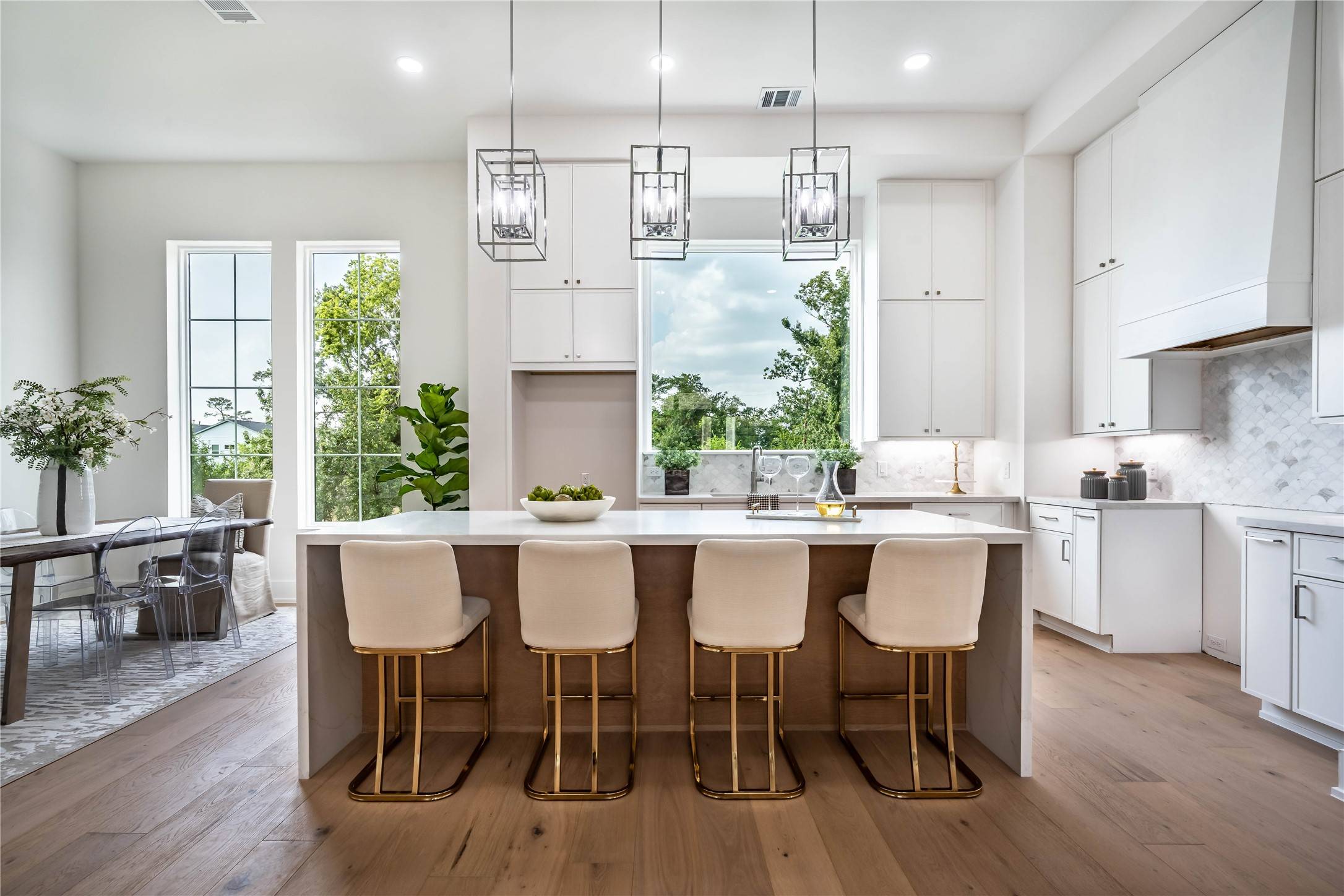 Houston, TX 77055,7607 Janak Spring ST