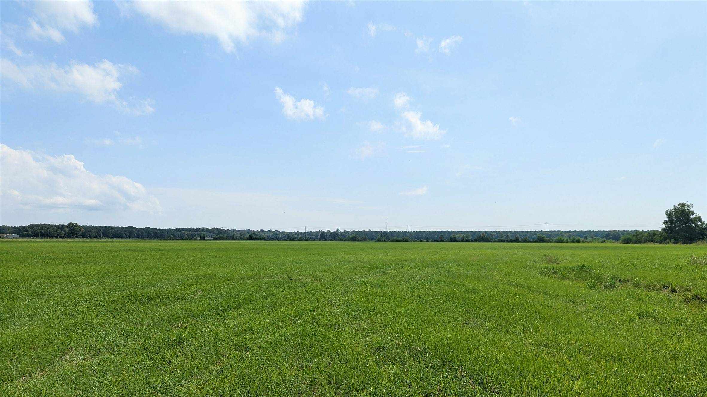 Hull, TX 77564,6117 County Road 2058