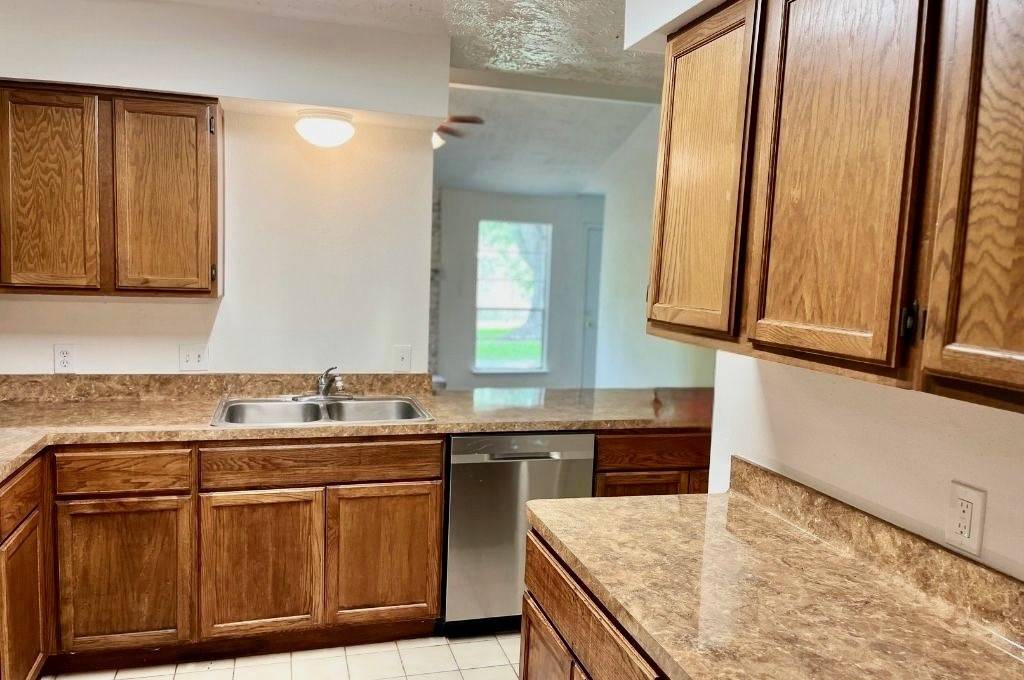Katy, TX 77449,20250 Smithfield Crossing LN