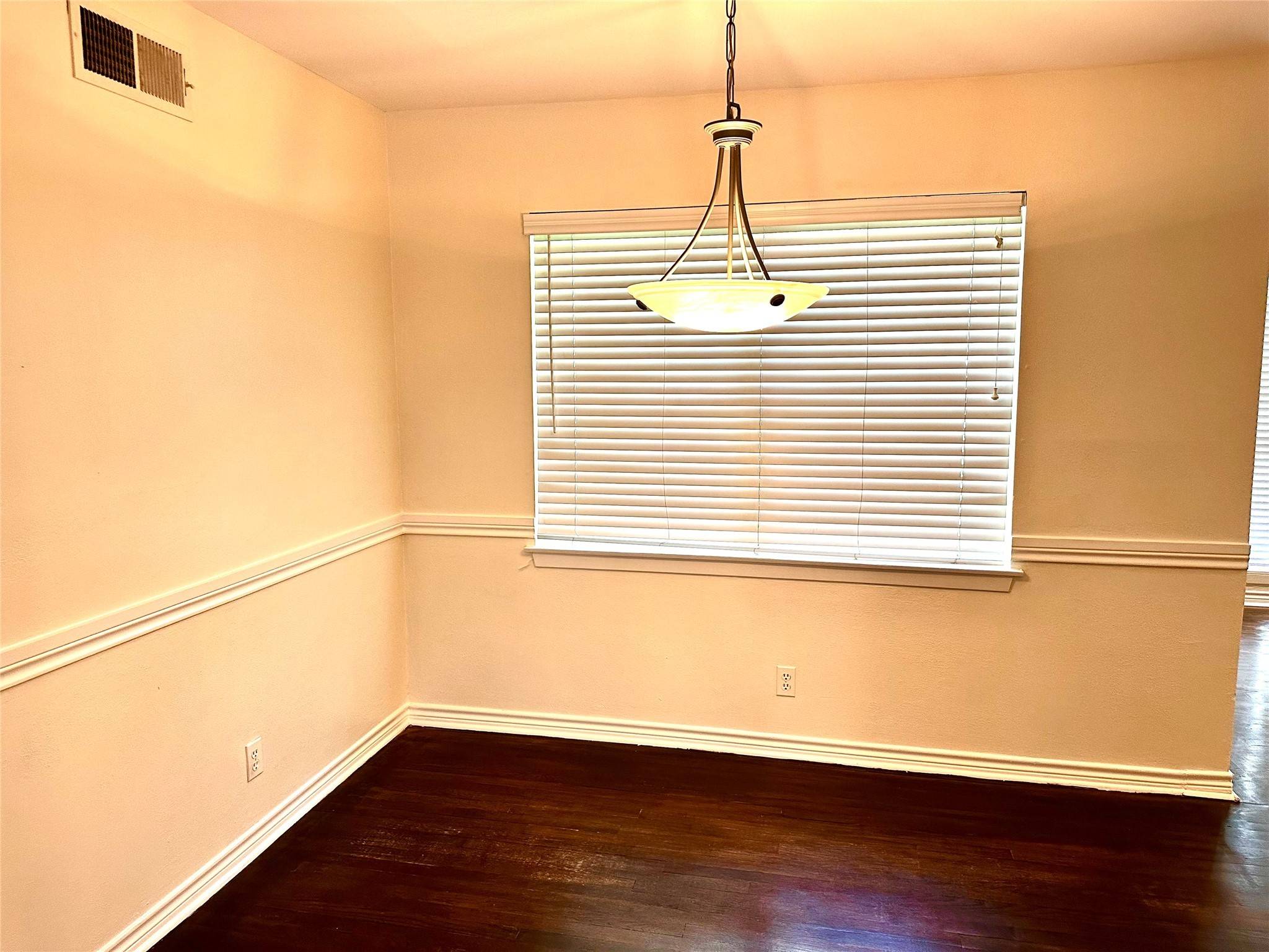 Houston, TX 77074,8818 Cadawac RD