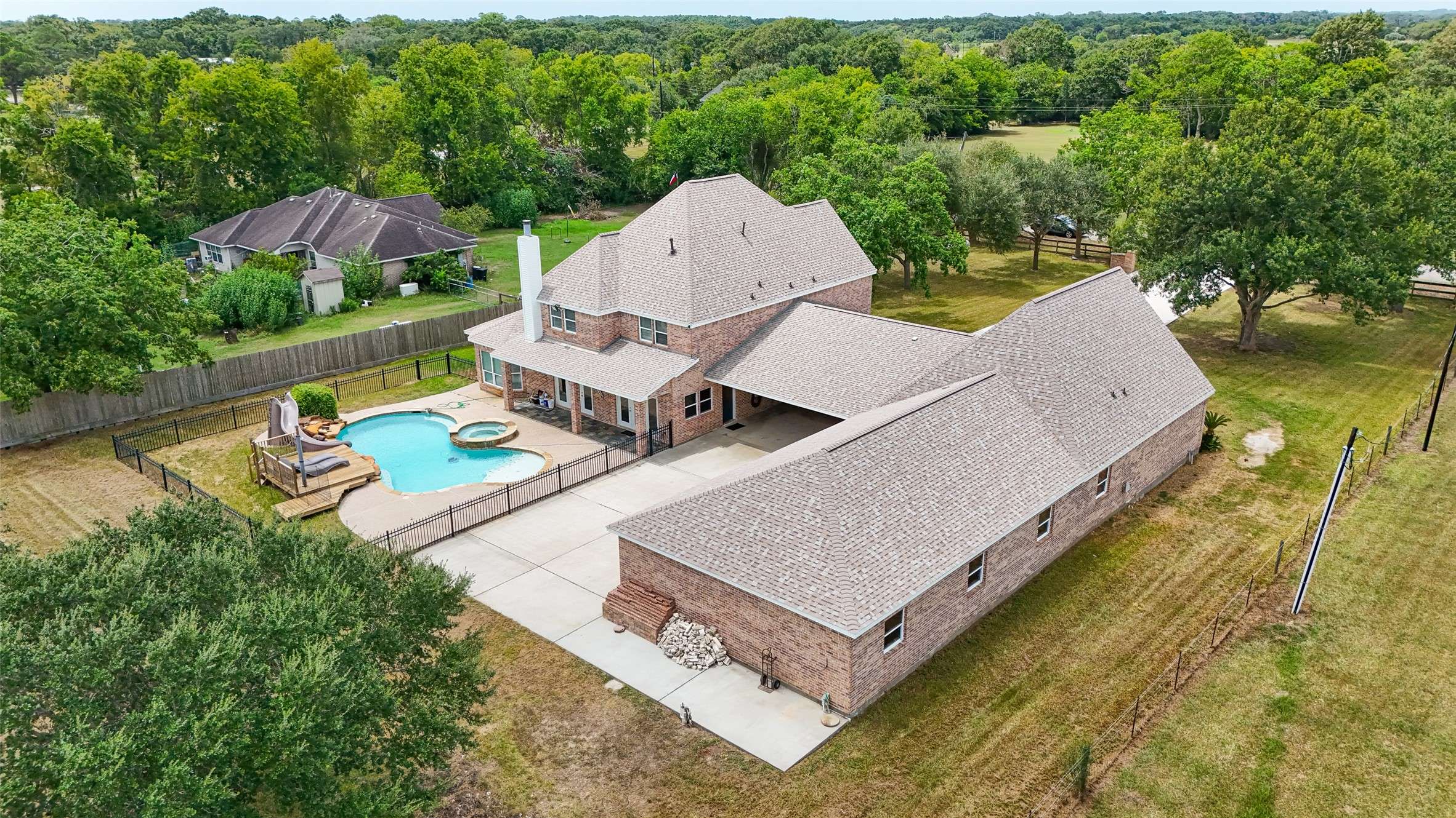 Santa Fe, TX 77517,7107 Pearson RD