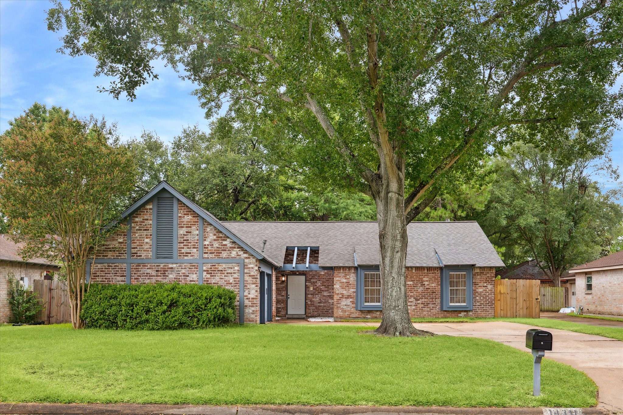Houston, TX 77077,14311 Overbrook LN