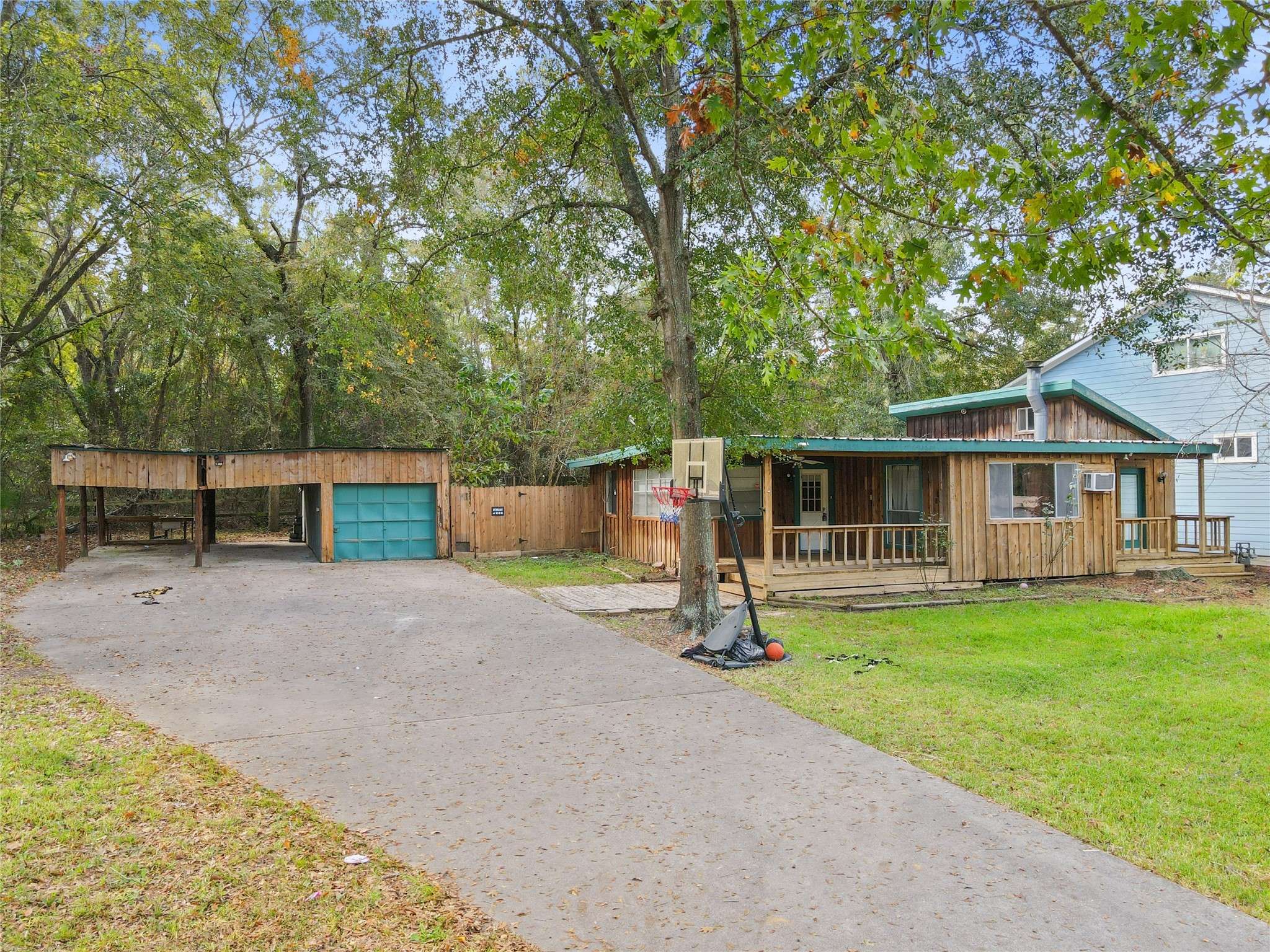 Conroe, TX 77316,314 Commanche RD