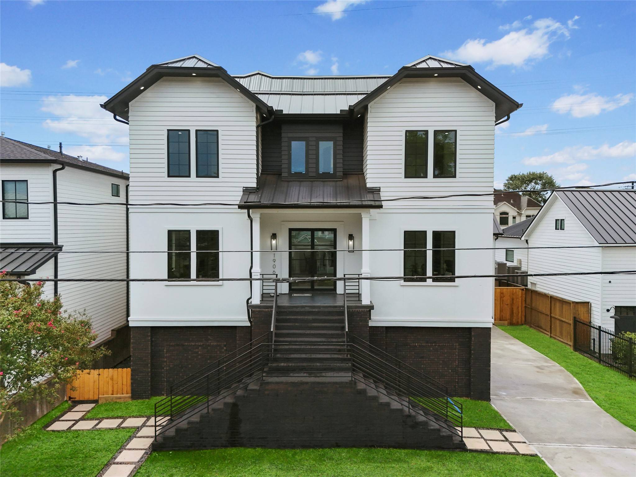 Houston, TX 77008,1906 W 14th