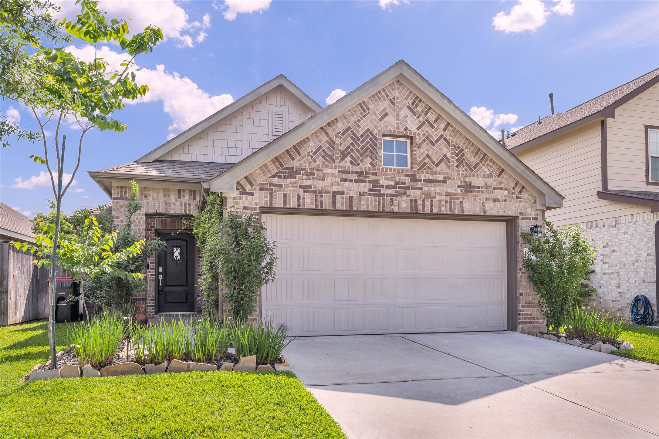 Hockley, TX 77447,18406 Hilltop Climb DR