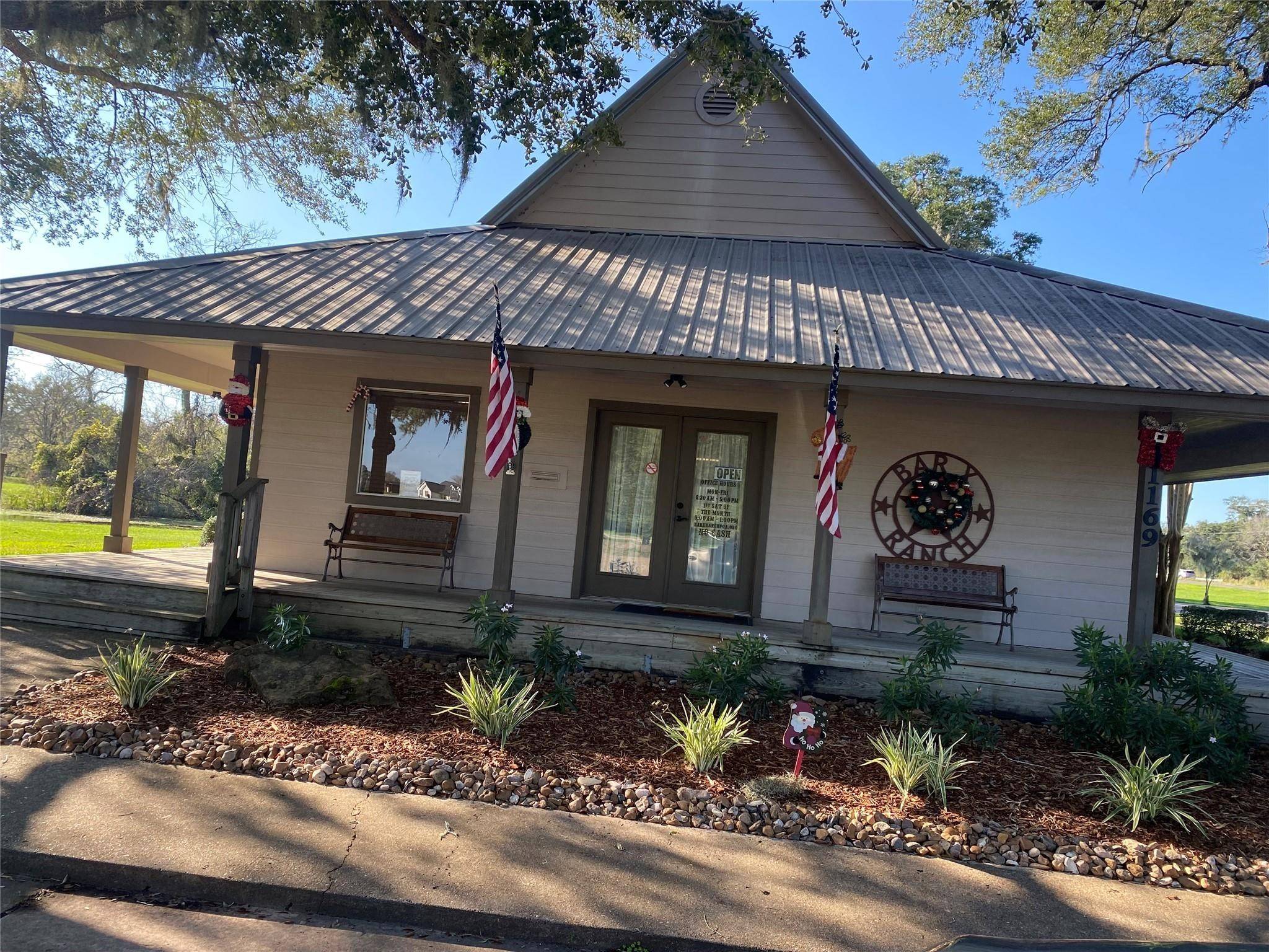 Angleton, TX 77515,500 Rocking Horse CT W