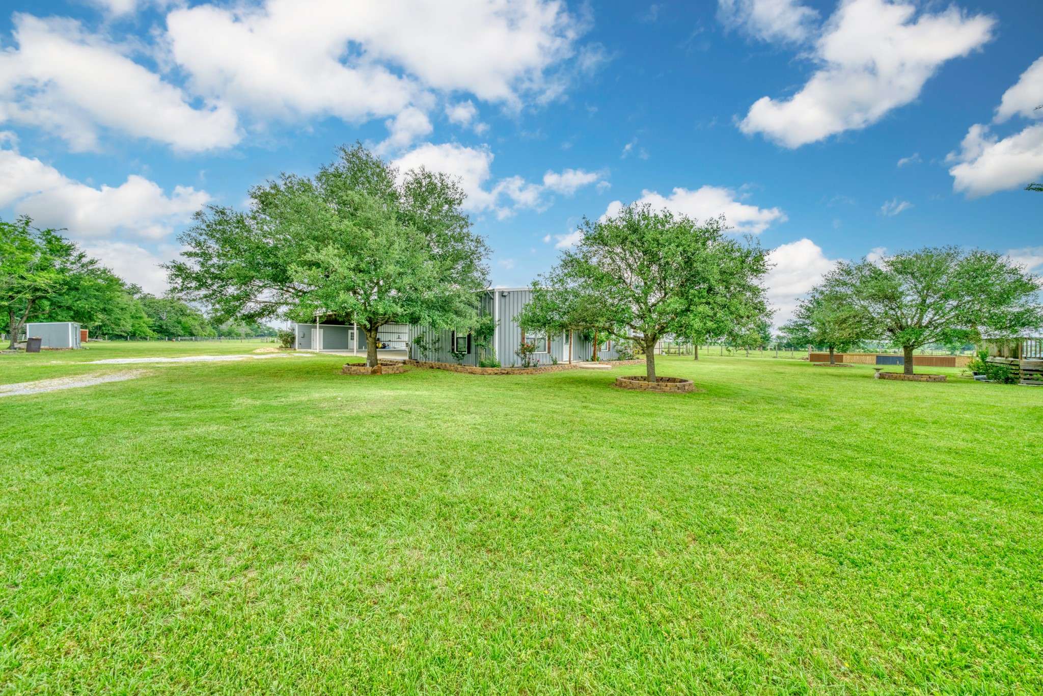 Madisonville, TX 77864,2266 Dutton LN