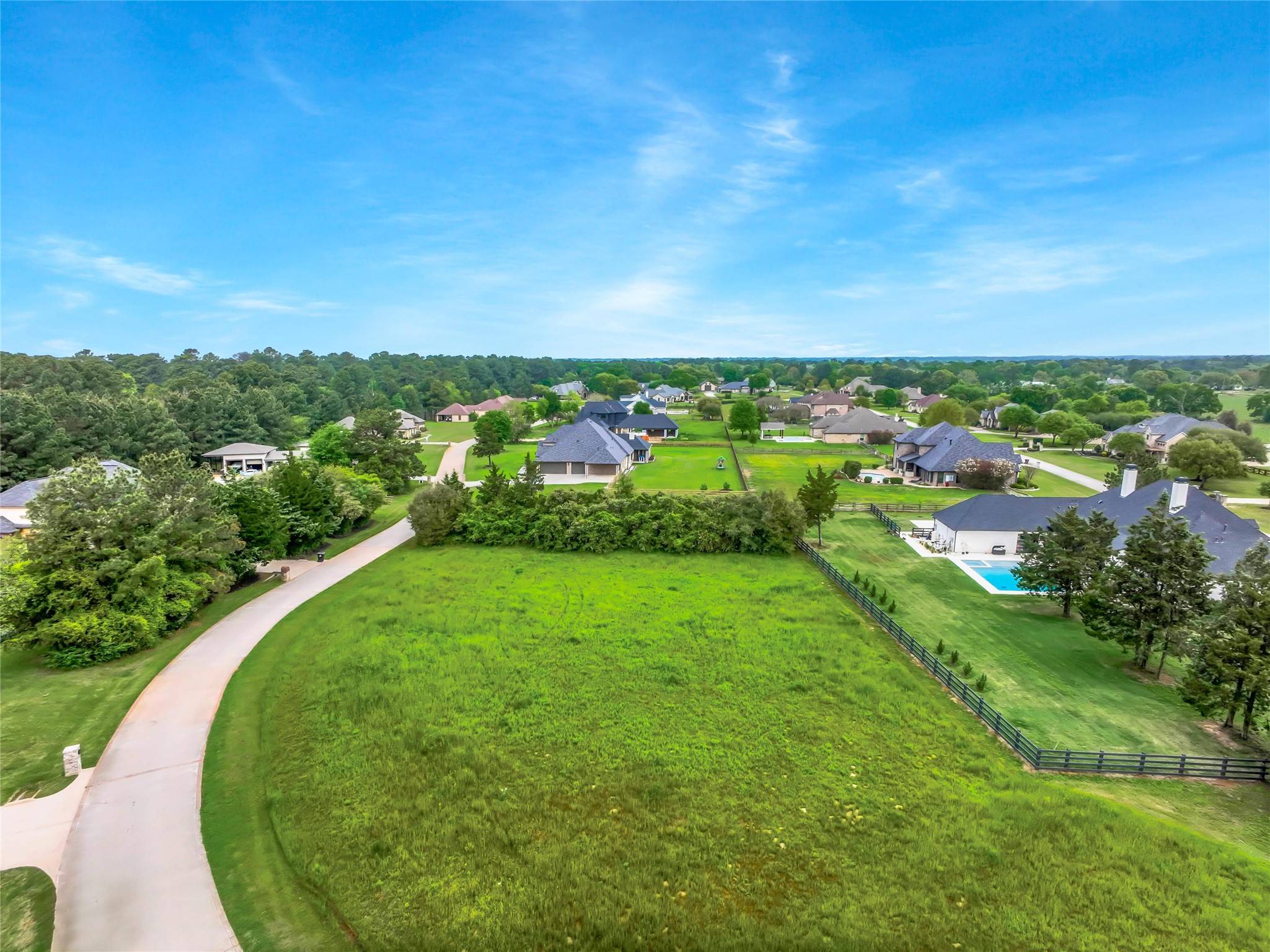 Tomball, TX 77377,22609 E Meadowhurst CIR W