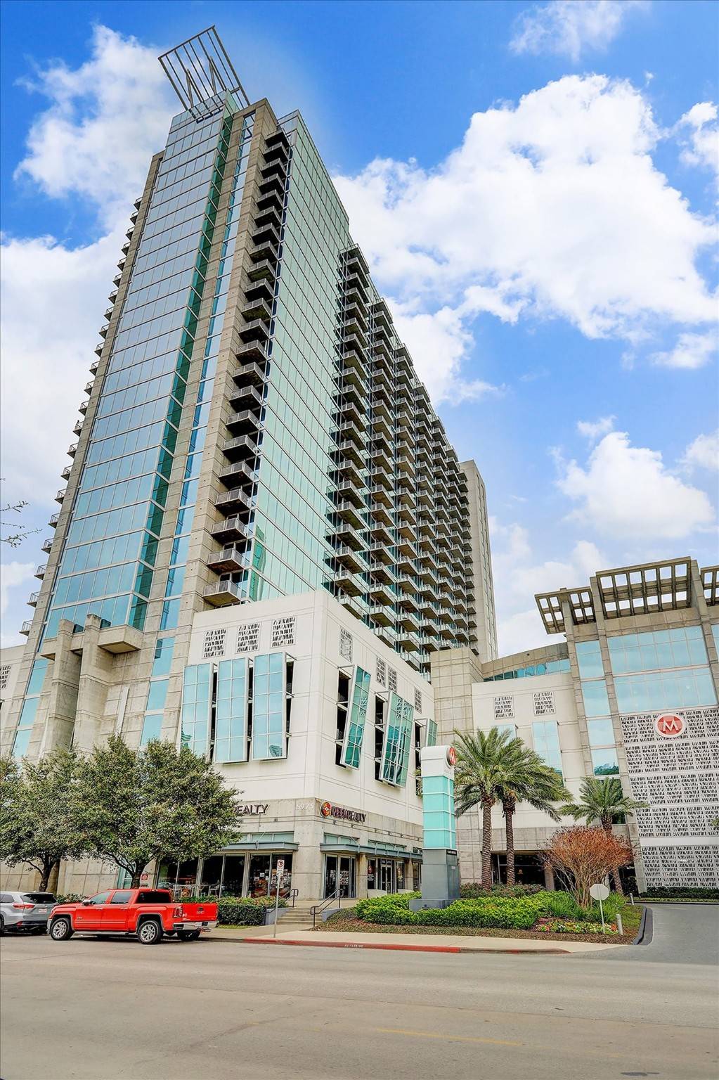 Houston, TX 77004,5925 Almeda RD #12015