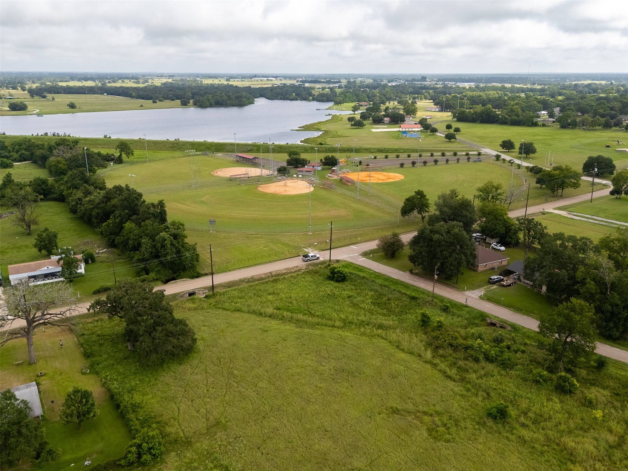 Madisonville, TX 77864,1008 E Collard ST