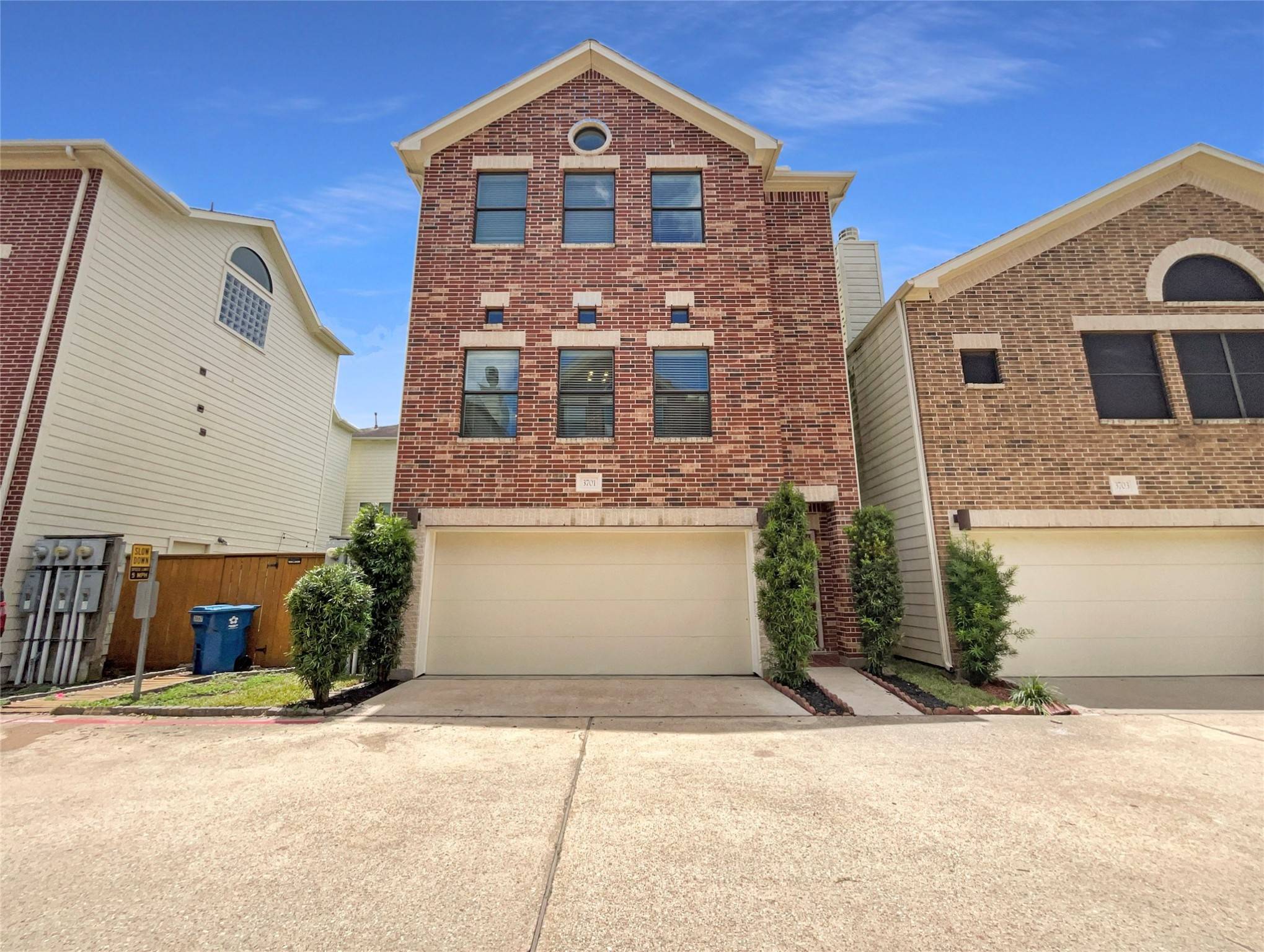 Houston, TX 77025,3701 Main Plaza DR