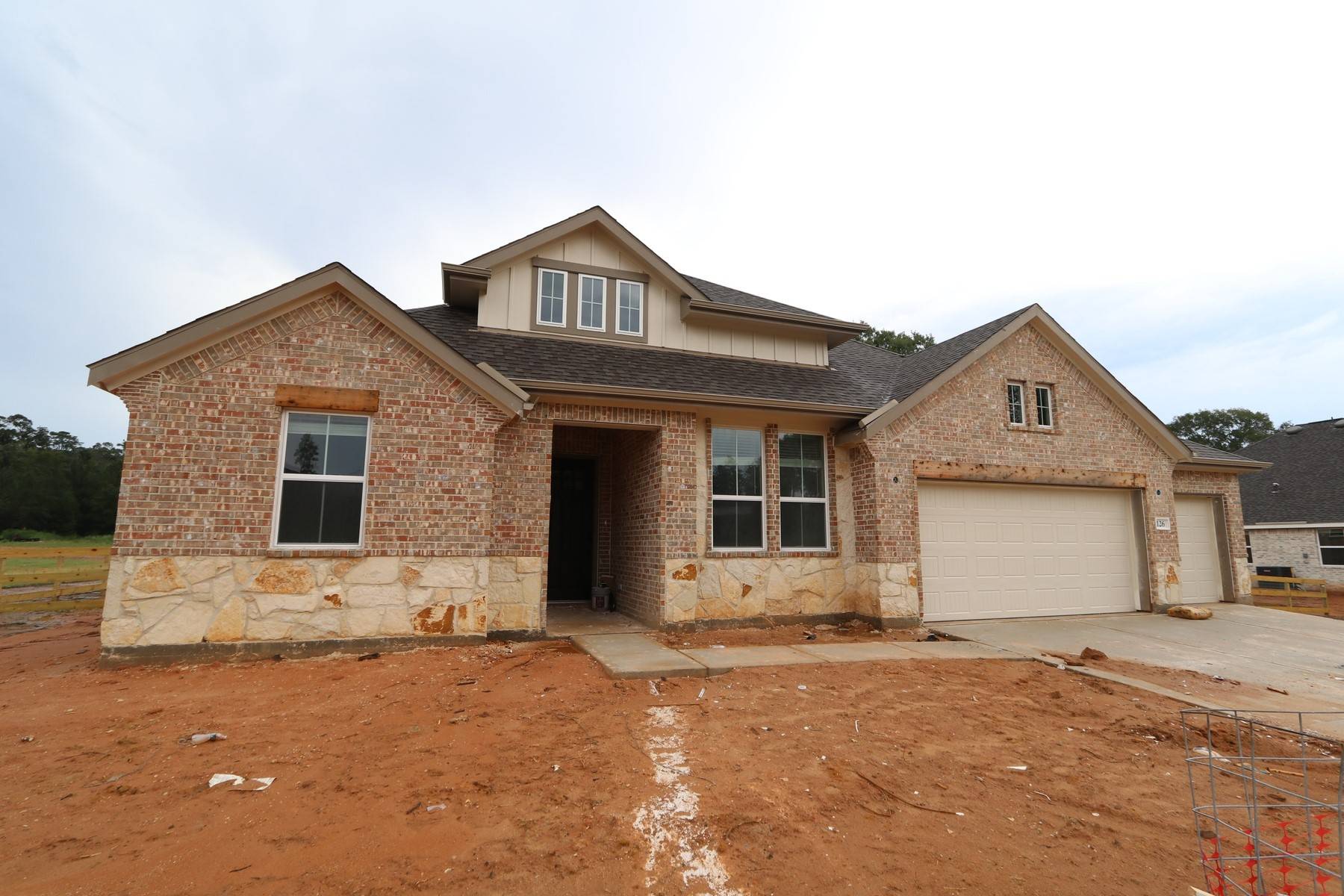 New Waverly, TX 77358,126 Luther Dean LN