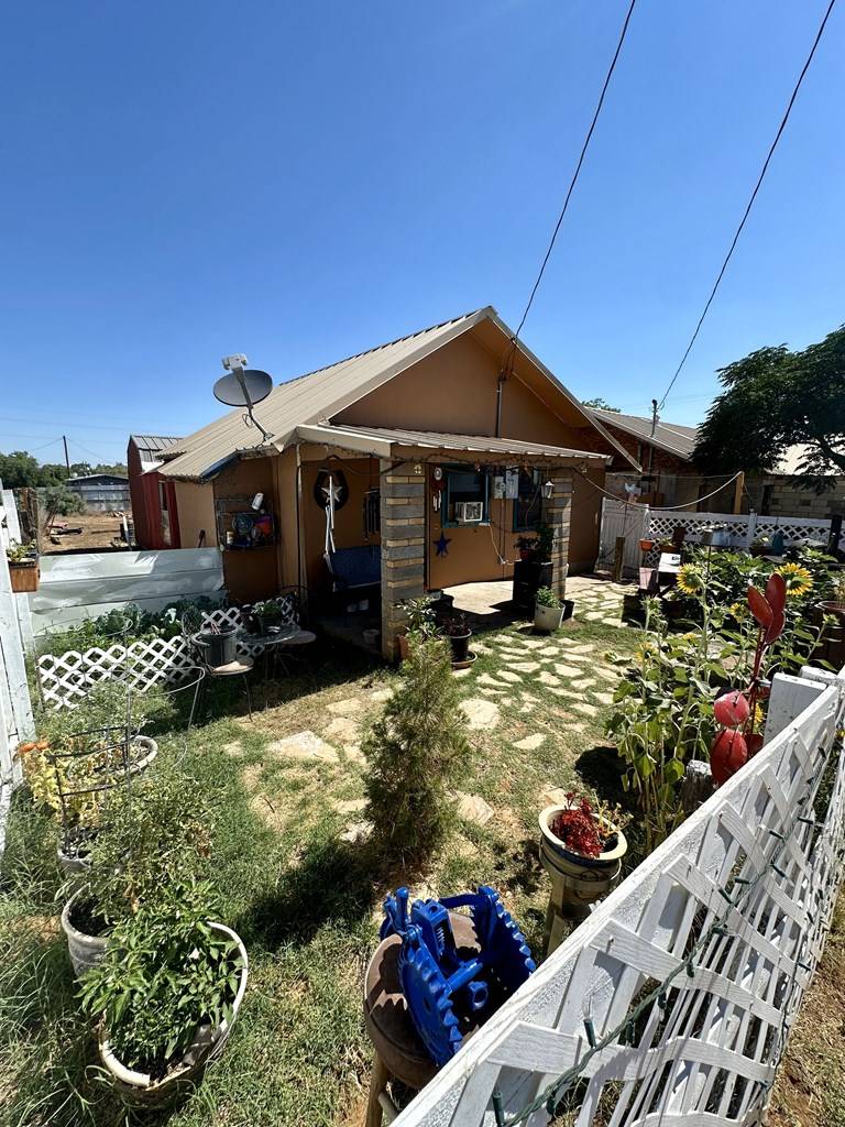 Alpine, TX 79830,707 Ave H