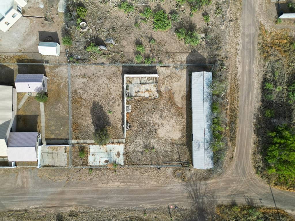 Marfa, TX 798434,1011 Novez St