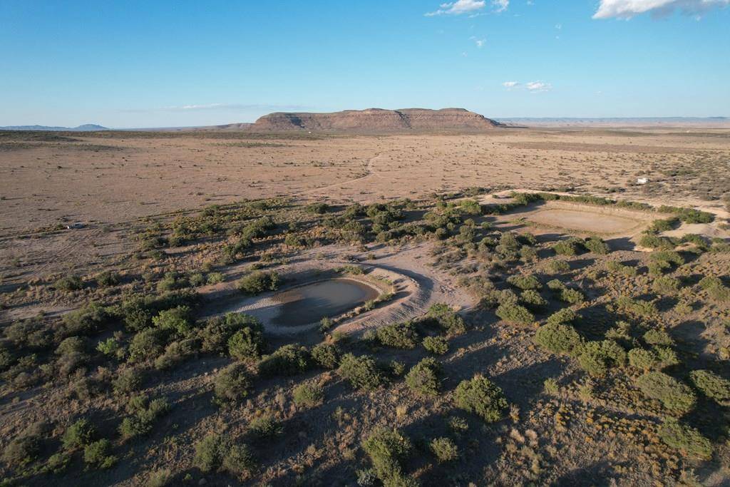 Sierra Blanca, TX 79851,27 Bridle Path Run