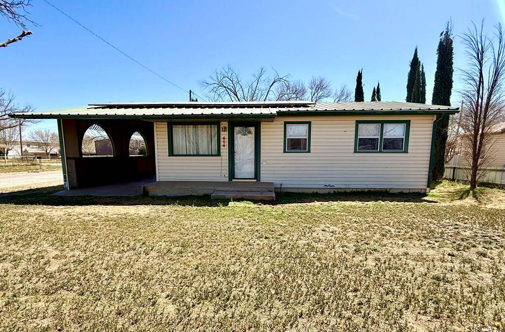 Seminole, TX 79360,614 Ave C