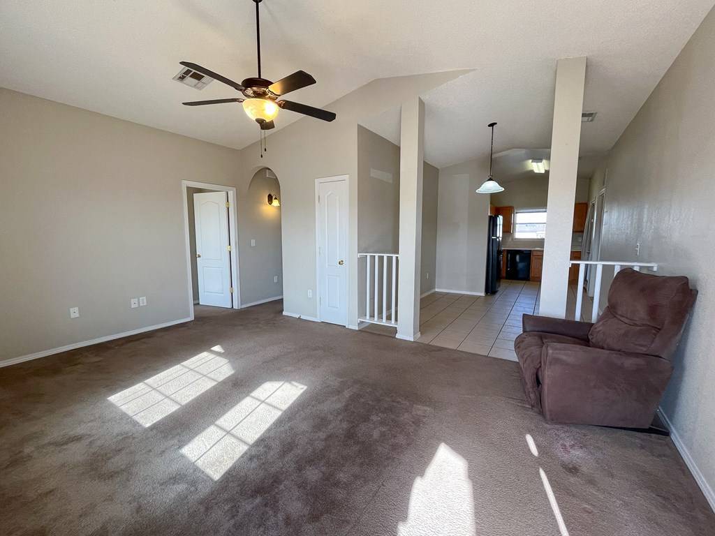 Van Horn, TX 79855,704 JF Kennedy Street