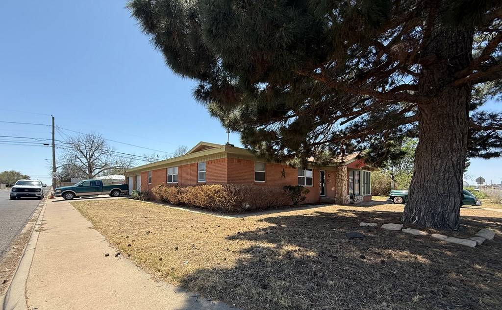 Odessa, TX 79762,1220 52nd St
