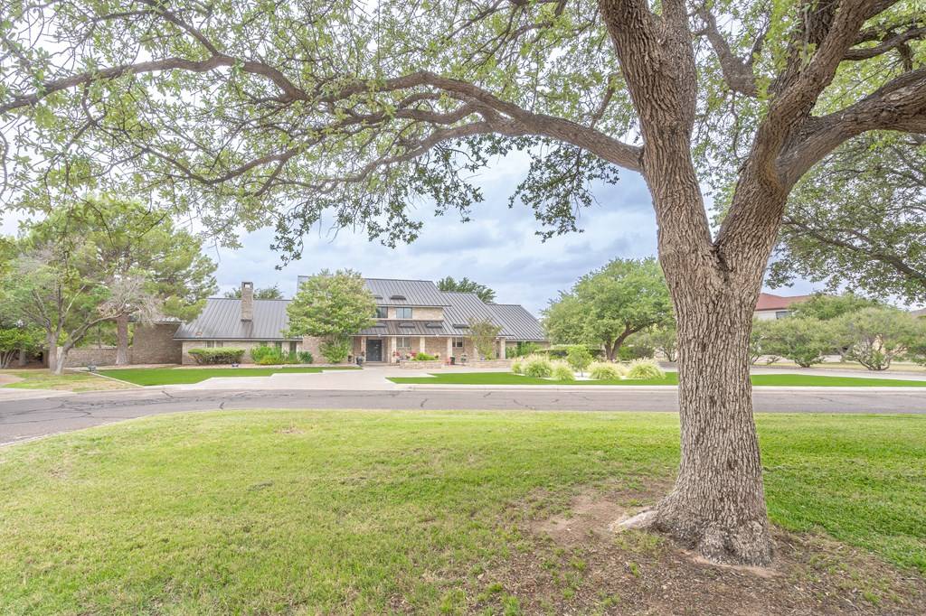 Odessa, TX 79765,3 Santa Fe Place