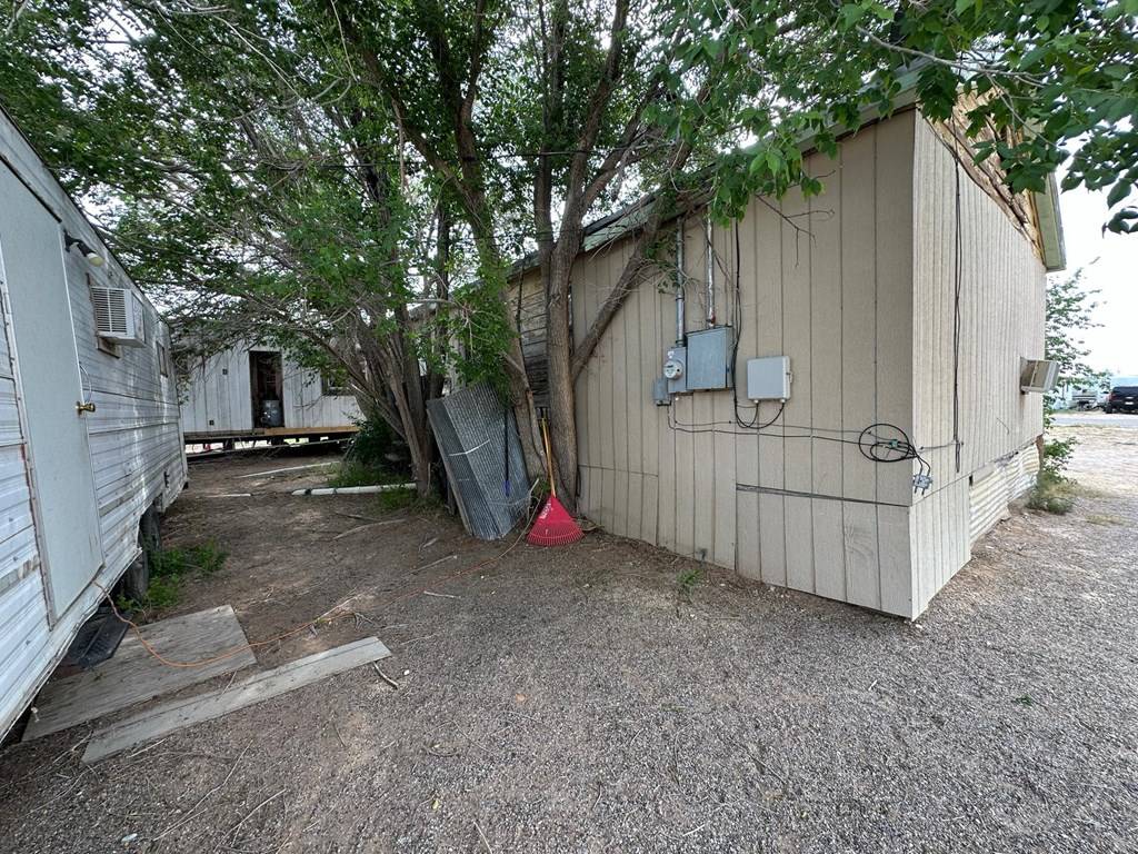 Monahans, TX 79756,503 A St