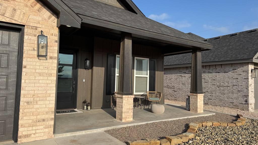 Andrews, TX 79714,1411 1st St