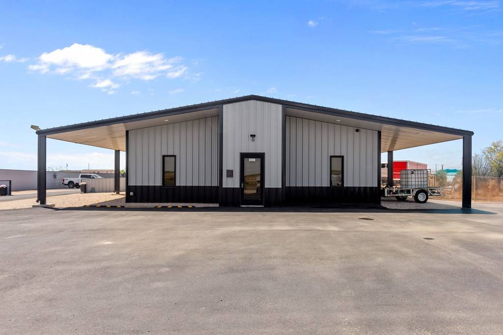 Andrews, TX 79714,3398 3000