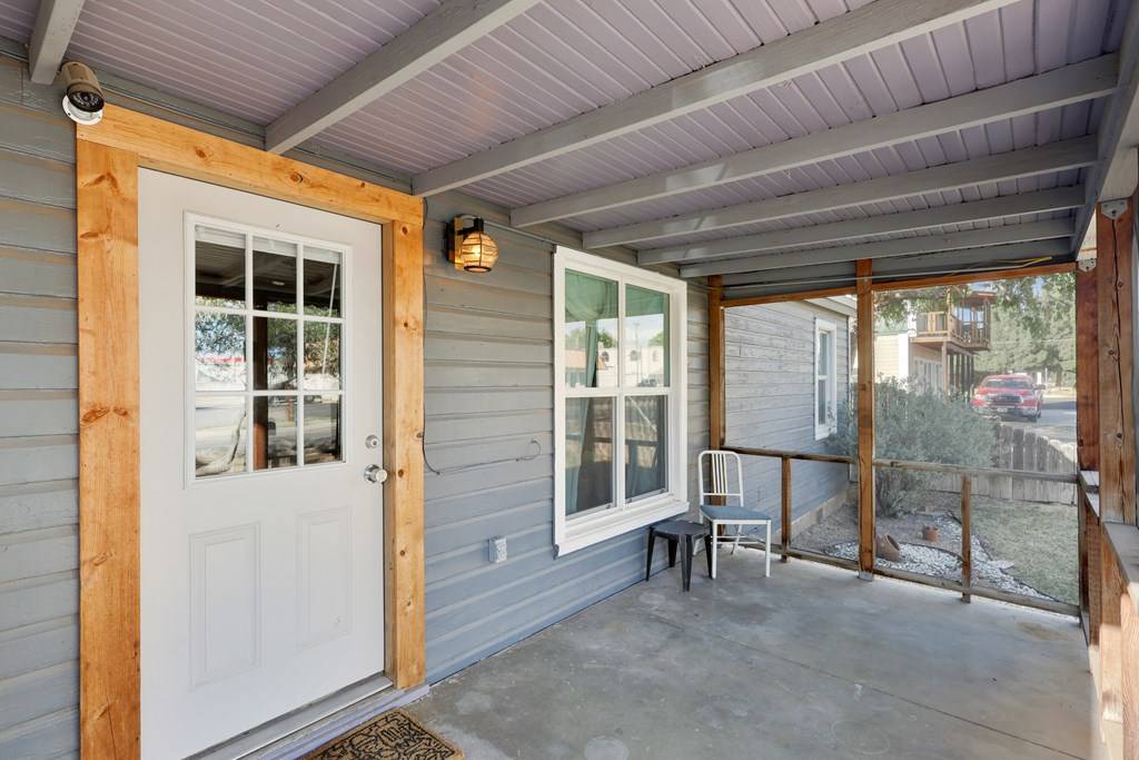 Alpine, TX 79830,705 Ave E