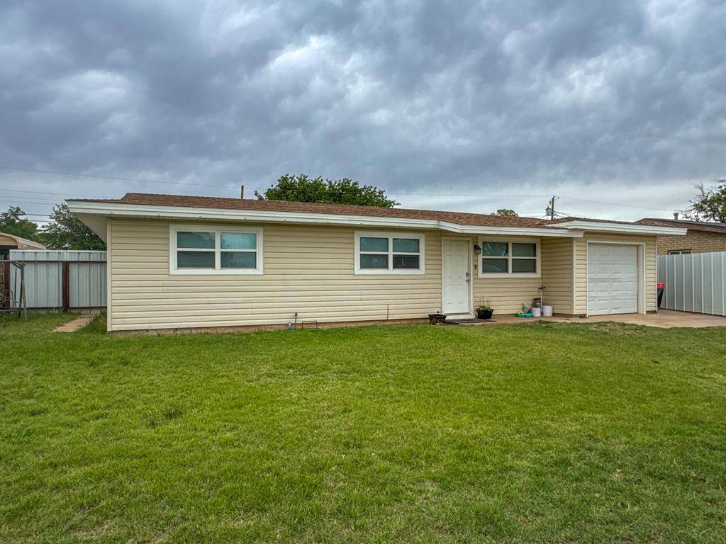 Andrews, TX 79714,414 9th St