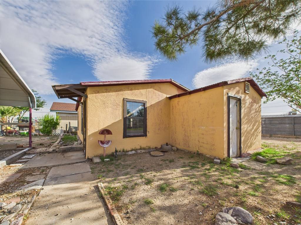 Pecos, TX 79772,501 Willow