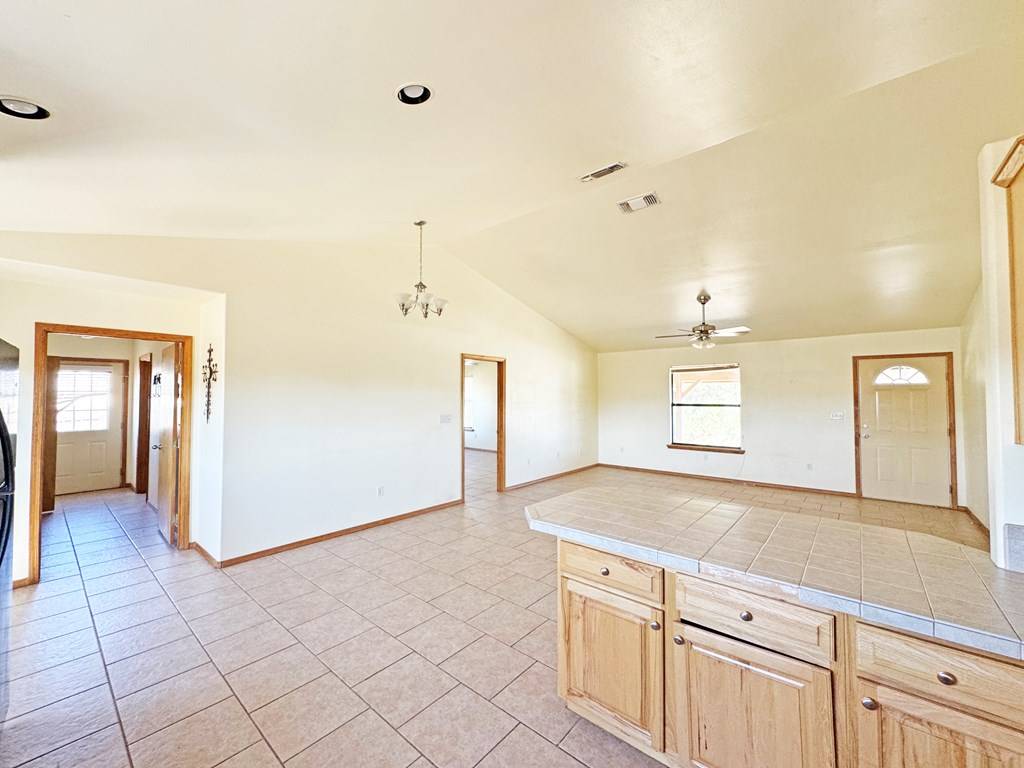 Alpine, TX 79830,1106 Eagle Pass