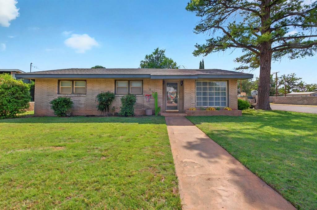 Andrews, TX 79714,811 7th St