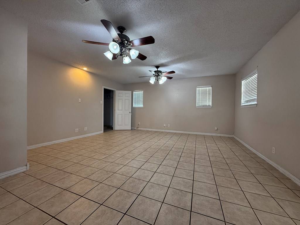 Odessa, TX 79763,615 Placer Ave