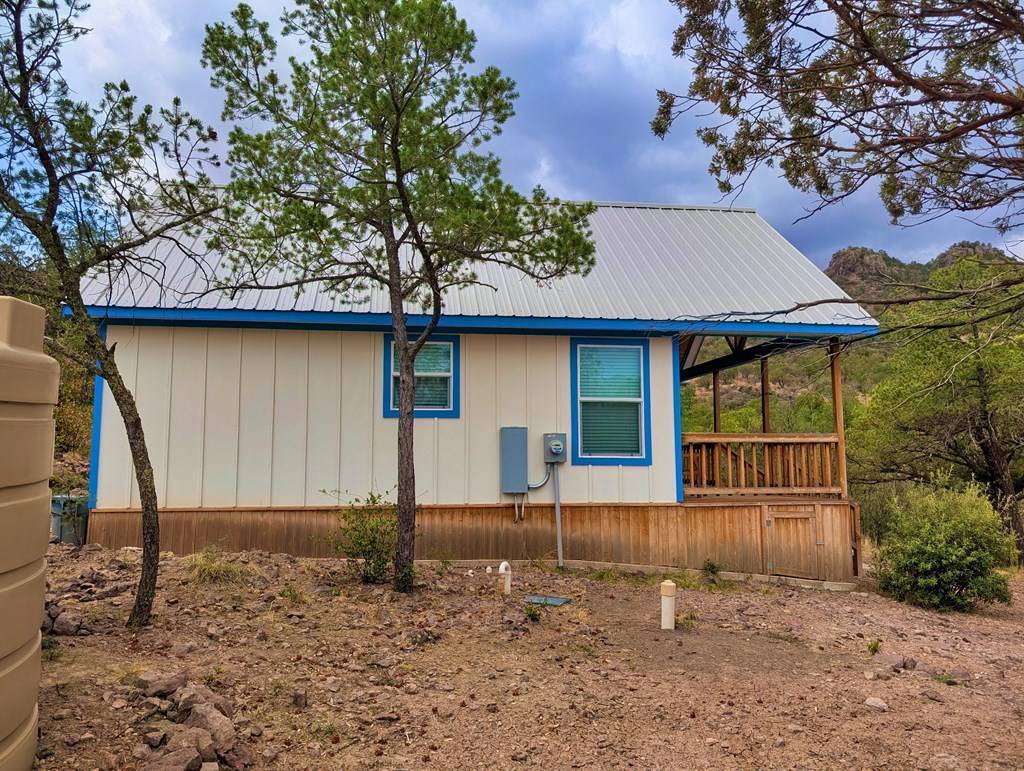 Fort Davis, TX 79734,307 Cochise Canyon Trail