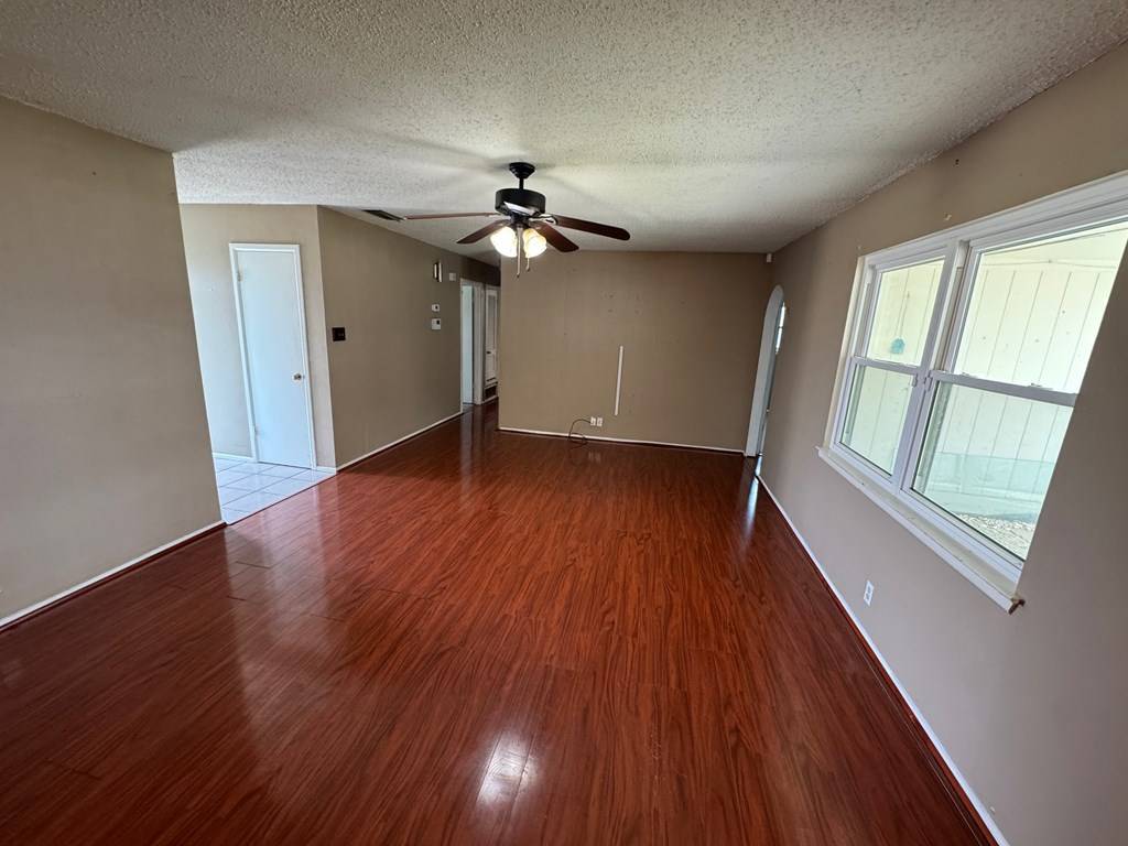 Odessa, TX 79762,1752 53rd St