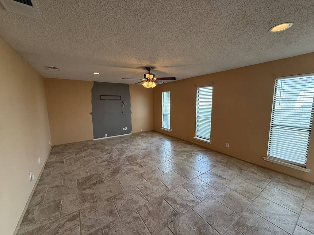 Monahans, TX 79756,1008 Doris Ave