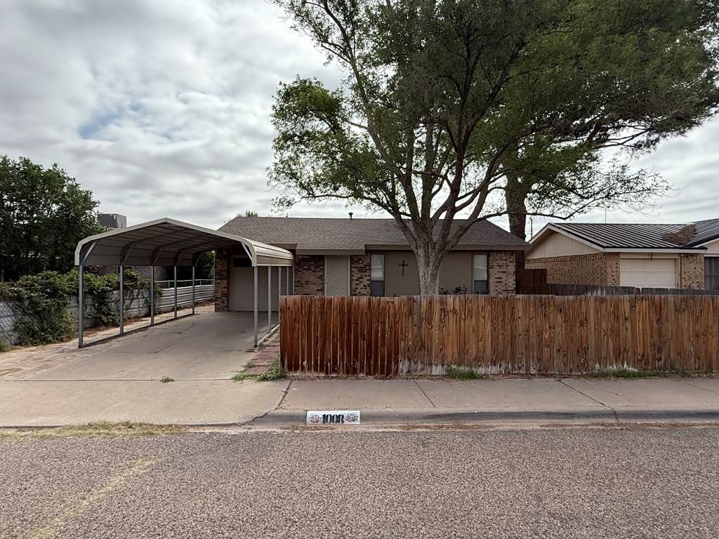 Monahans, TX 79756,1008 Doris Ave