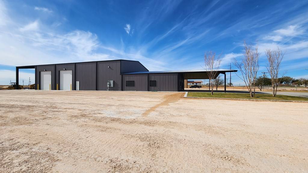 Midland, TX 79706,4516 County Rd 130