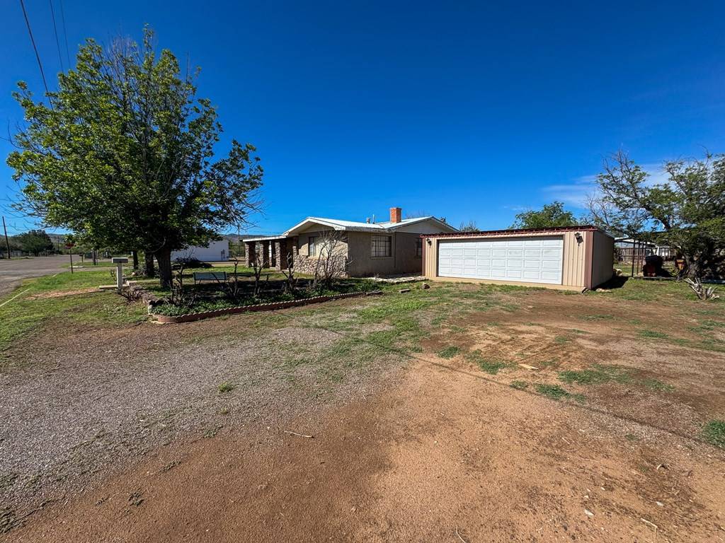 Alpine, TX 79830,207 13th St