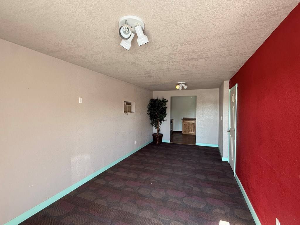 Monahans, TX 79756,501 Main