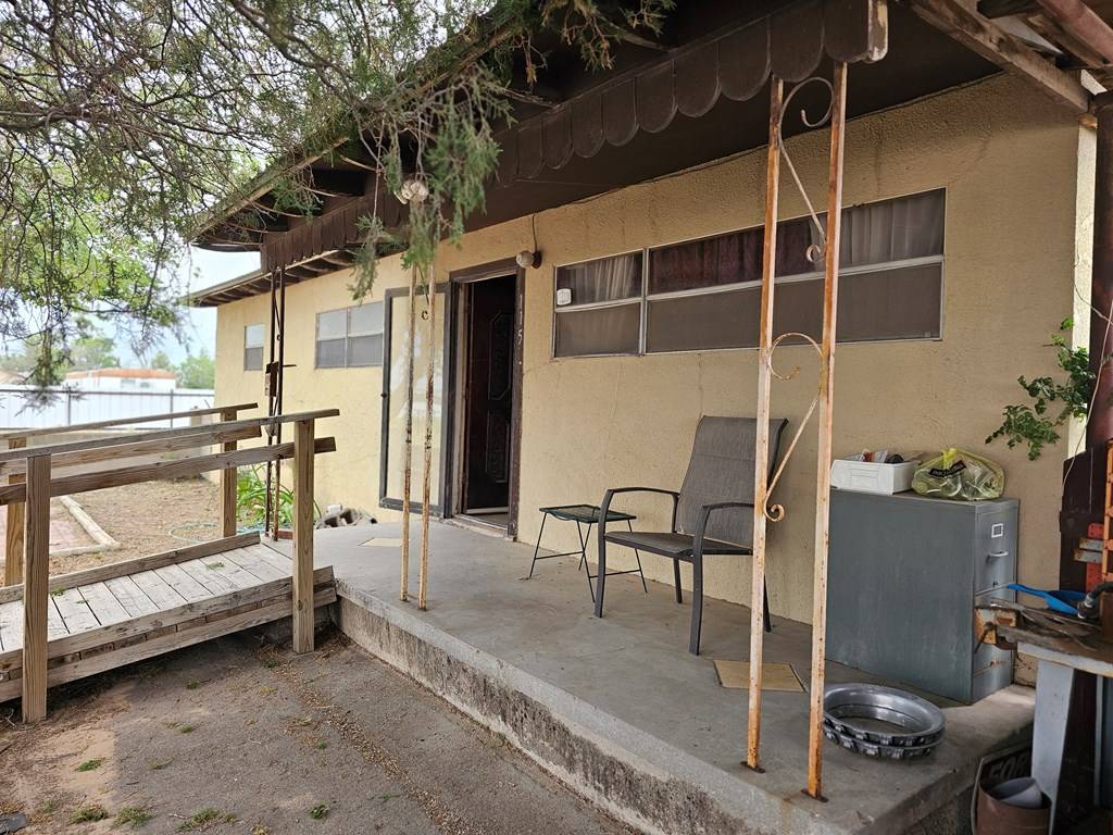 Kermit, TX 79745,115 Locust Ave