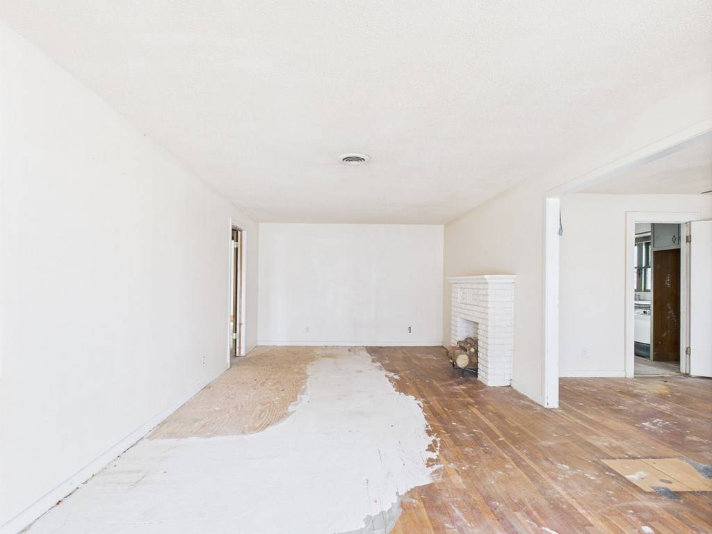 Pecos, TX 79772,1408 8th St