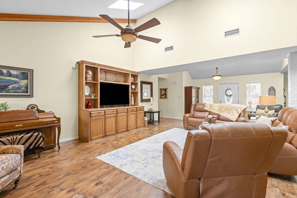 Odessa, TX 79762,6413 Piedmont St.