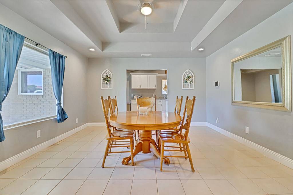 Andrews, TX 79714,1406 10th St